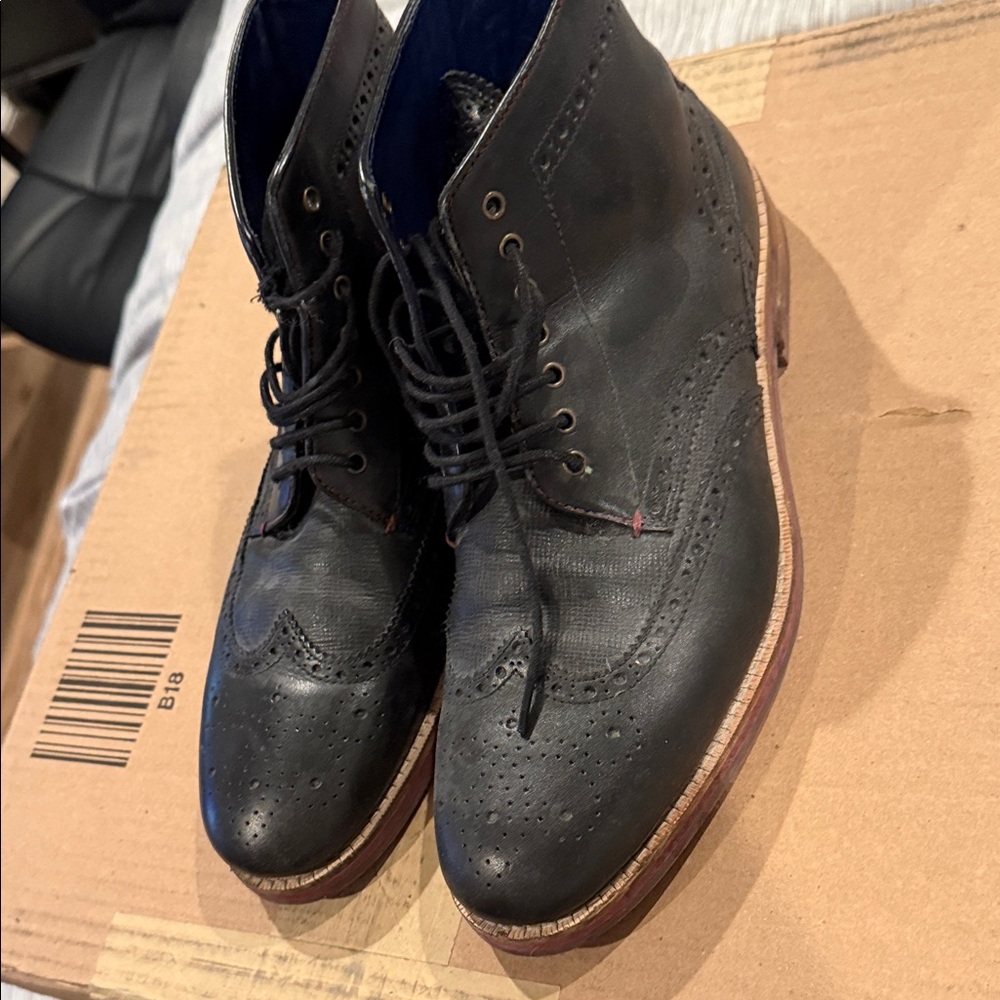 Ted Baker London Black Leather Men's Boots - Picture 2 of 5